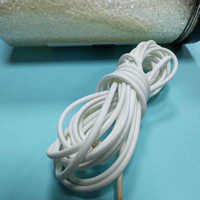 Υψηλής ποιότητας υλικό TPU ενισχυμένο με ίνες που μπορεί να χρησιμοποιηθεί στην παραγωγή τροχών και πλέκων