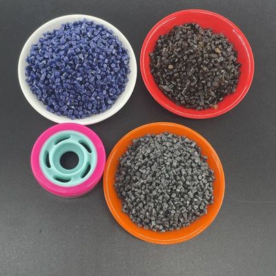 Ειδική αντιστοίχιση χρώματος TPU για πέλματα παπουτσιών επιμήκυνσης και θήκες τηλεφώνων χυτευμένα με έγχυση